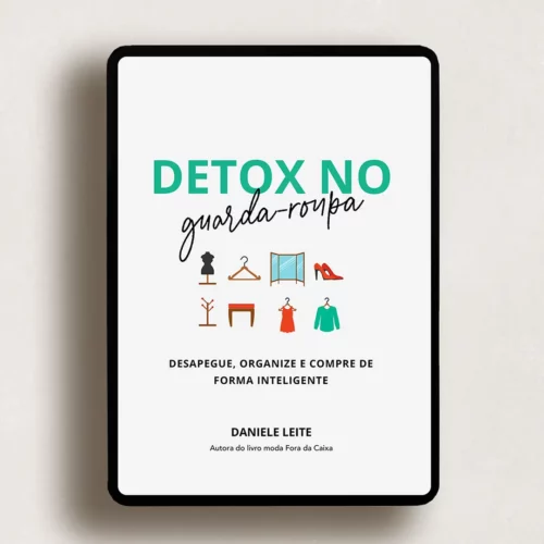 Tablet exibindo a capa do livro Detox no Guarda-roupa
